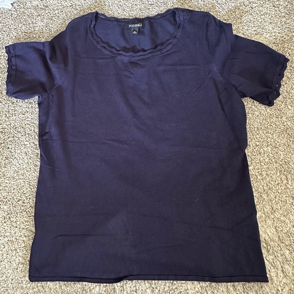 Roz & Ali Women's Navy Short Sleeve Top